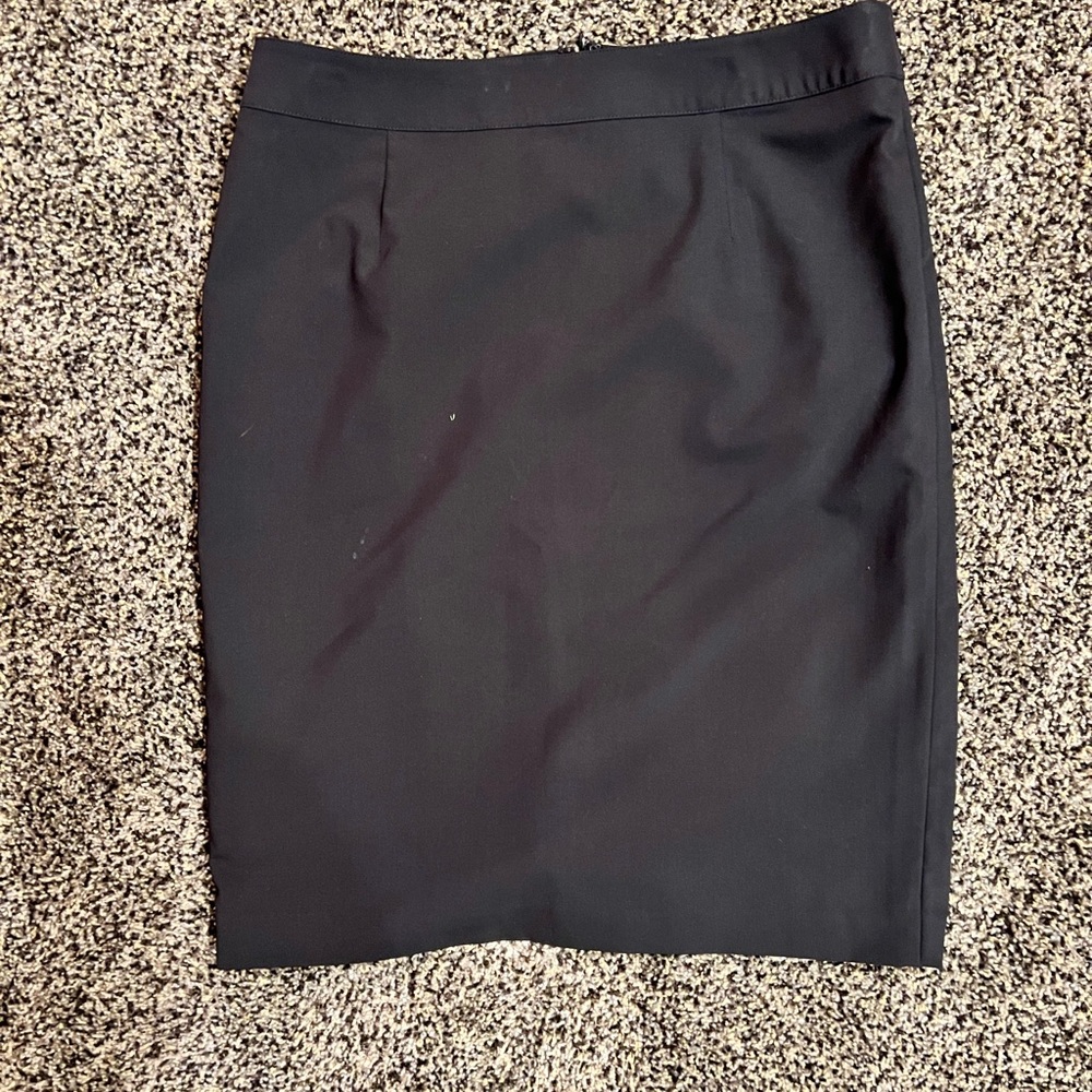 Relativity brand, elastic zip back skirt with back slit at the bottom